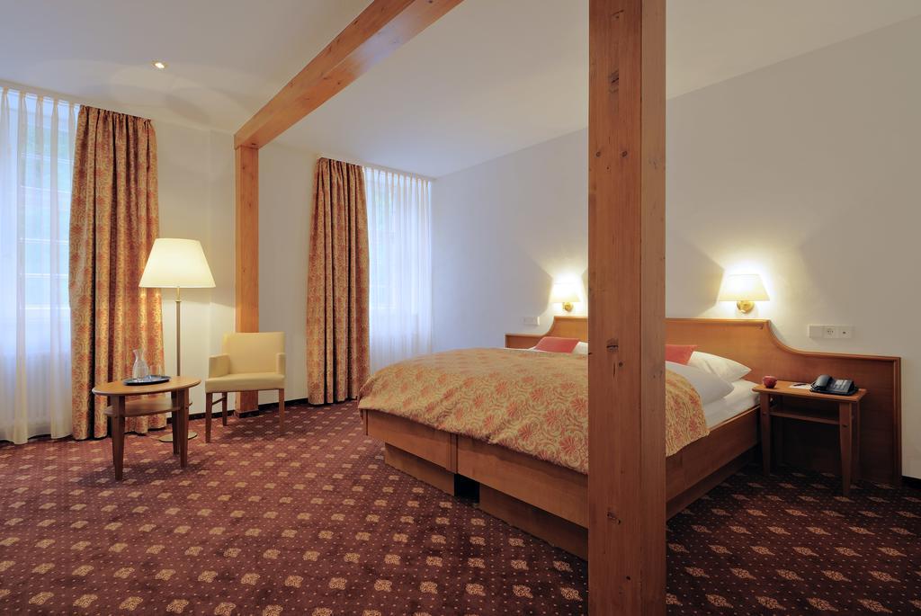Hotel Hofgut Sternen - Wohnen In Kunst Und Kultur Breitnau Ngoại thất bức ảnh