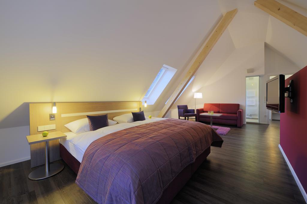 Hotel Hofgut Sternen - Wohnen In Kunst Und Kultur Breitnau Ngoại thất bức ảnh