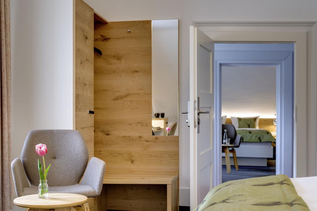 Hotel Hofgut Sternen - Wohnen In Kunst Und Kultur Breitnau Ngoại thất bức ảnh